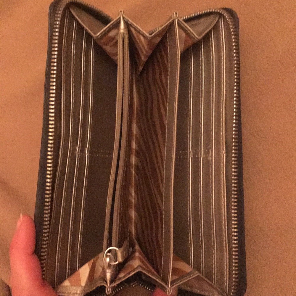 Wallet - Picture 3 of 5